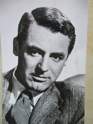 Original POSTCARD of GARY COOPER for sale. FILM MEMORABILIA from www.TilleysVintageMagazines.com, Ch