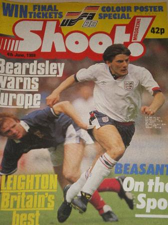 SHOOT magazine, 4 June 1988 issue for sale. Original British FOOTBALL publication from Tilley, Chest