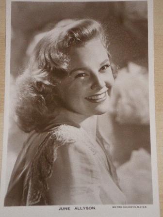 Original PICTURE postcard JUNE ALLYSON. PICTUREGOER SERIES REAL PHOTOGRAPH. FILM STARS. Movie collec